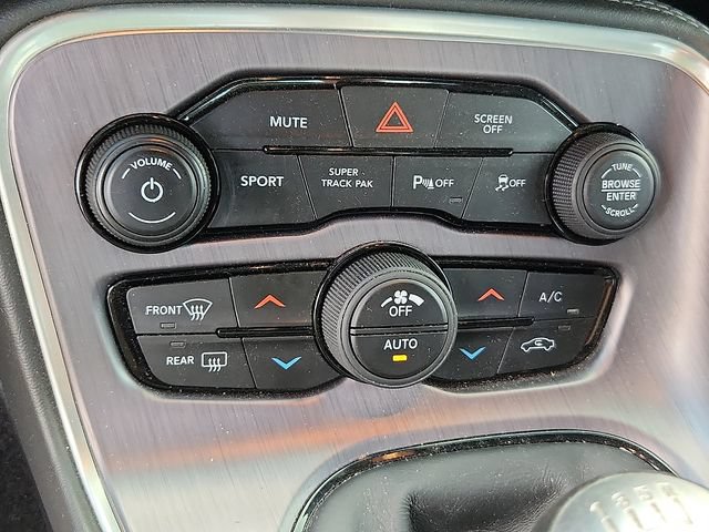 Used 2017 Dodge Challenger R/T Scat Pack RWD image 14