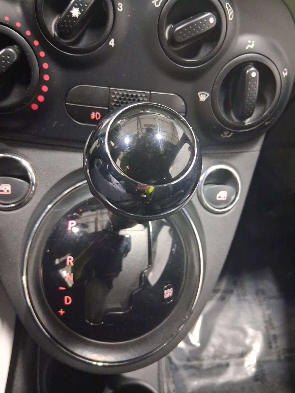 Used 2015 FIAT 500 Sport image 24