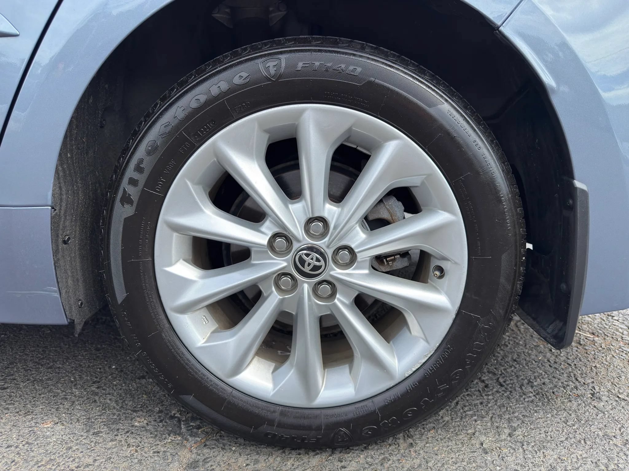 Used 2021 Toyota Corolla XLE FWD image 11