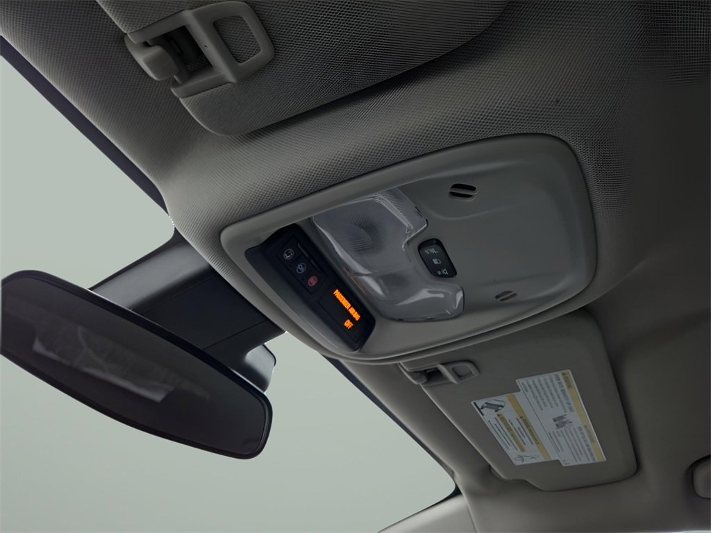 Used 2021 Buick Encore GX Preferred w/ Cold Weather Comfort Package image 18