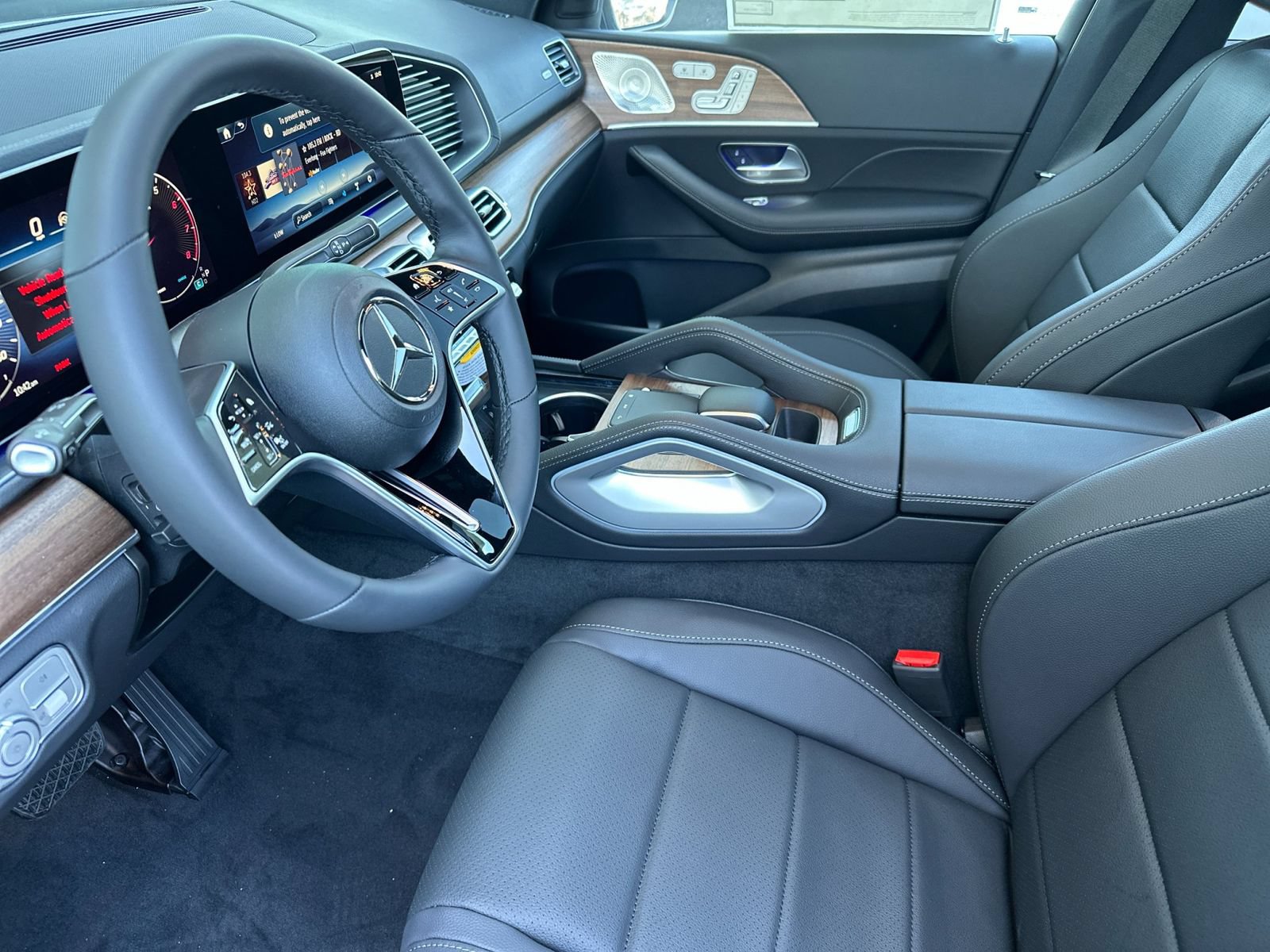 New 2026 Mercedes-Benz GLE 450 4MATIC Coupe image 10