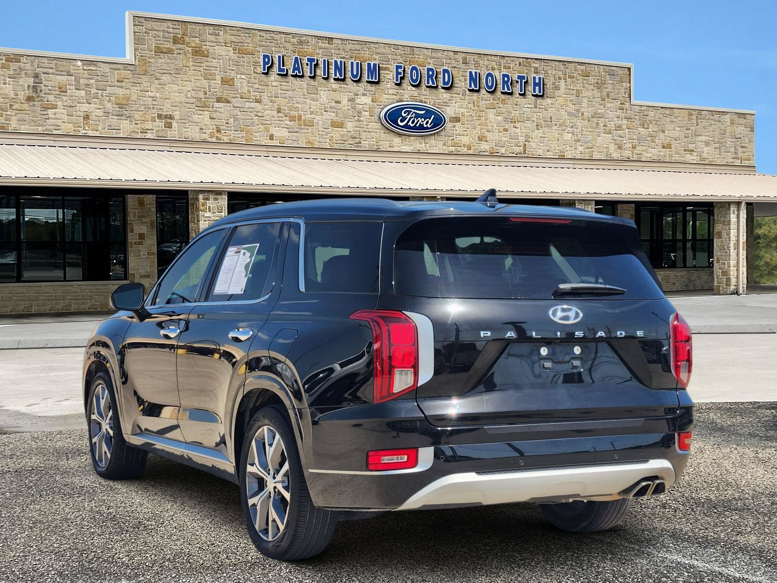 Used 2022 Hyundai Palisade Limited w/ Cargo Package FWD image 4