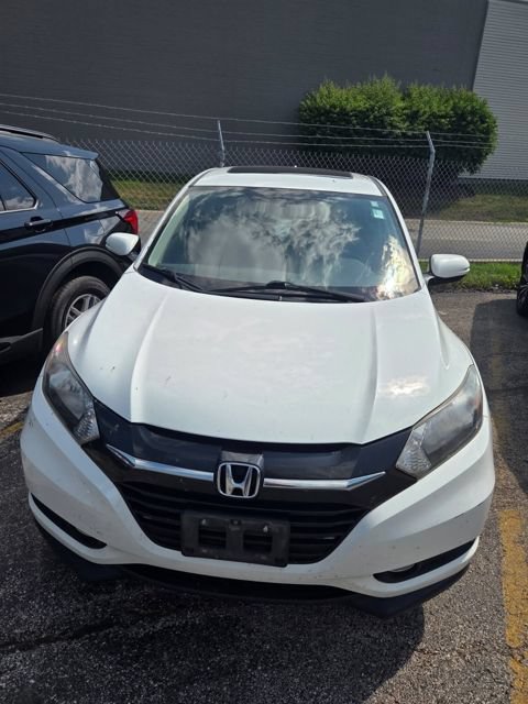 Used 2017 Honda HR-V EX image 10