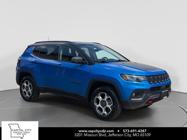 Used 2022 Jeep Compass Trailhawk w/ Trailhawk Convenience Group image 1