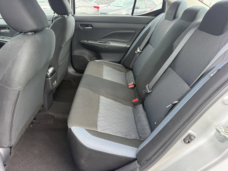 Used 2025 Nissan Versa SV FWD image 14