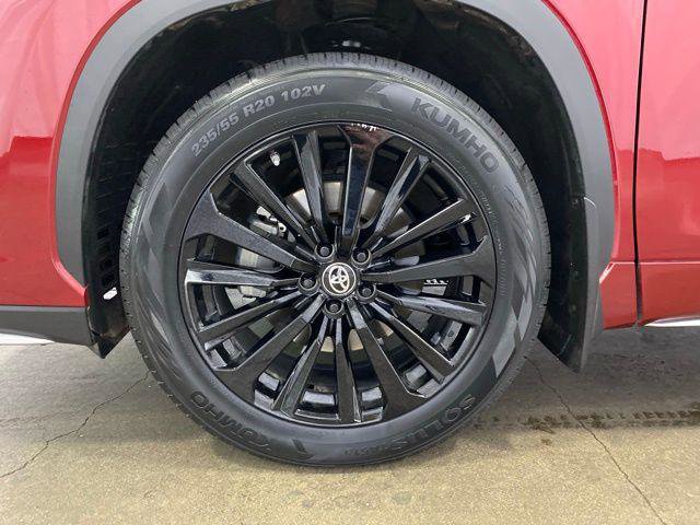 Certified 2023 Toyota Highlander XSE AWD/4WD image 27