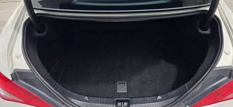 Used 2018 Mercedes-Benz CLA 250 4MATIC image 37