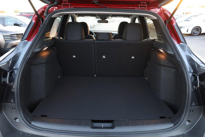 New 2026 Nissan Kicks SV w/ SV Premium Package image 7