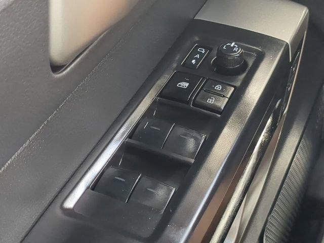 Used 2024 Toyota Tundra Limited image 24