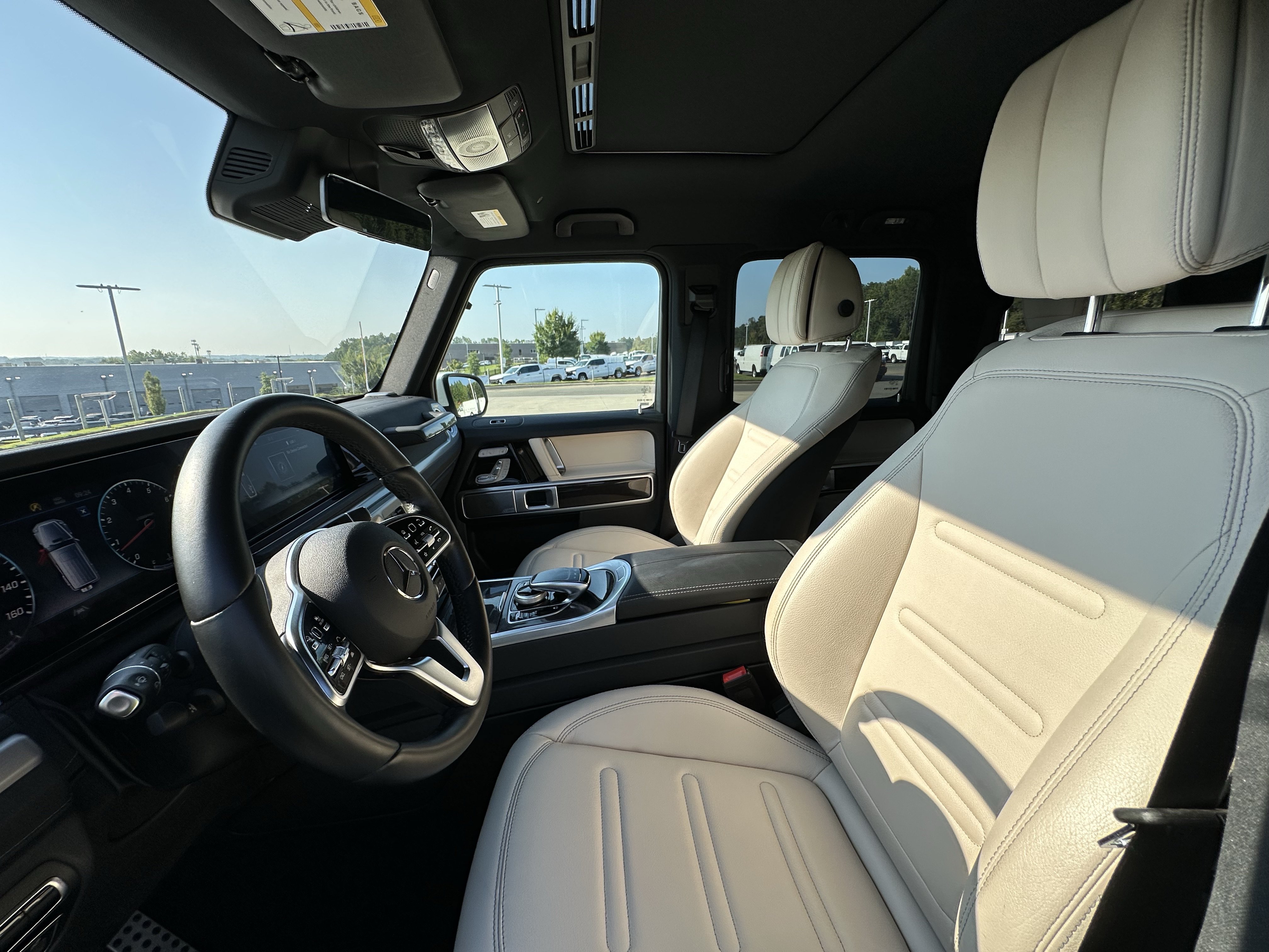 Used 2022 Mercedes-Benz G 550 image 17