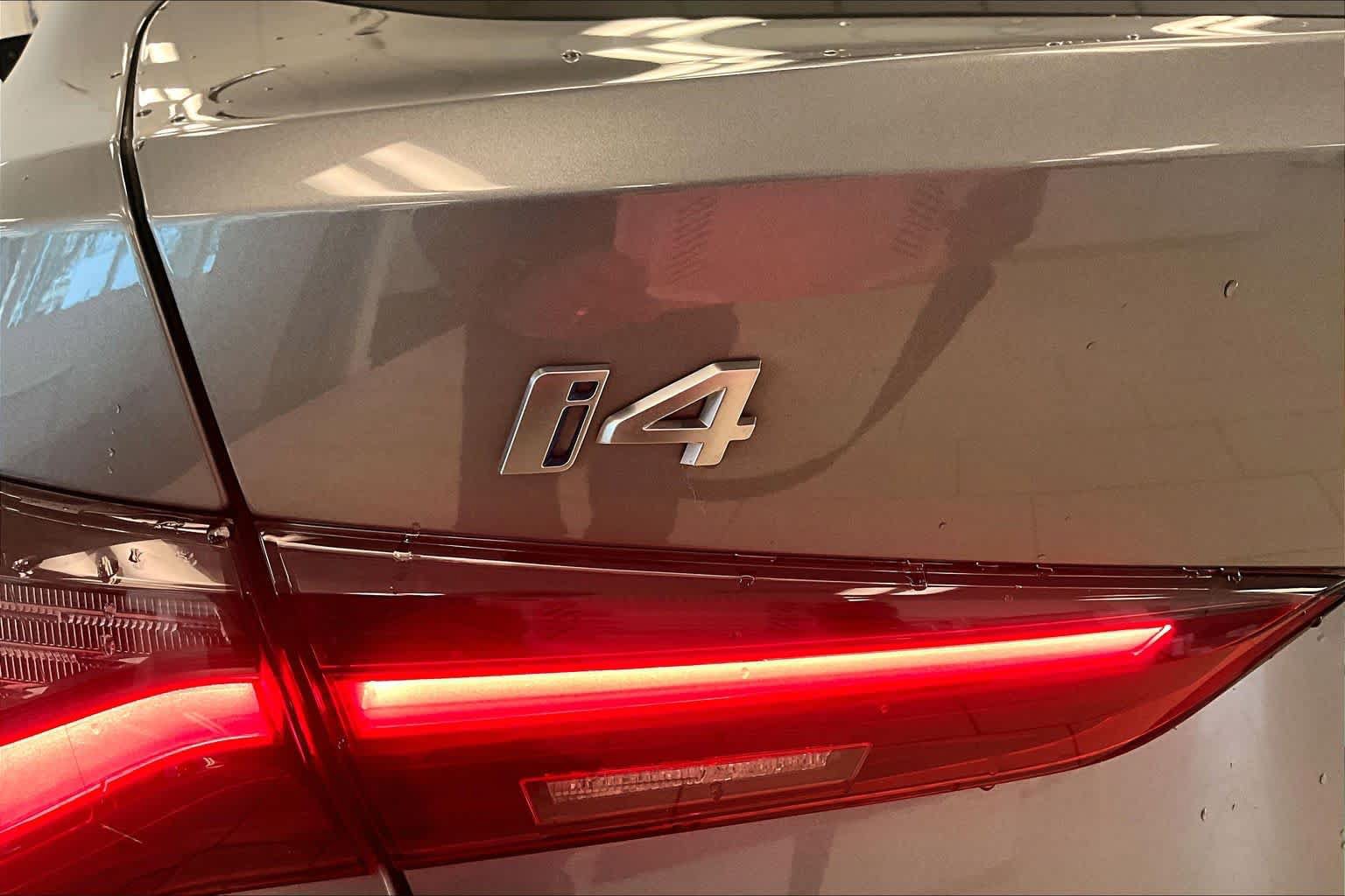 Used 2023 BMW i4 eDrive35 w/ Premium Package RWD image 28