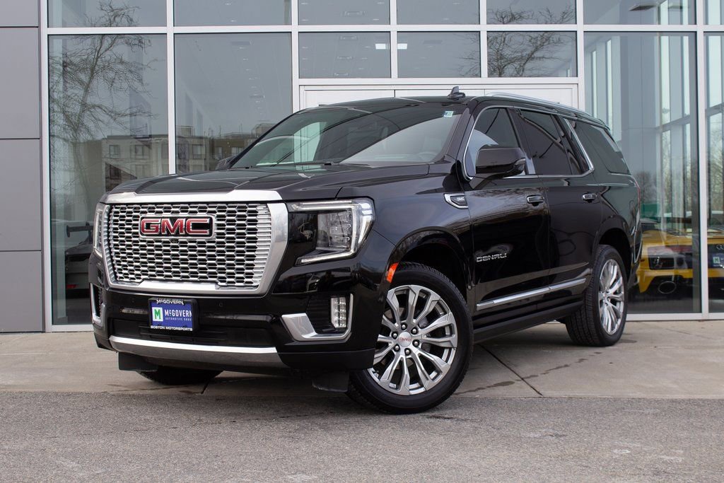 Used 2023 GMC Yukon Denali w/ LPO, Floor Liner Package image 1