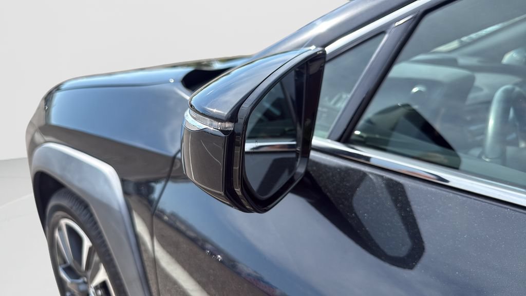 Used 2021 Lexus UX 200 w/ Premium Package FWD image 27