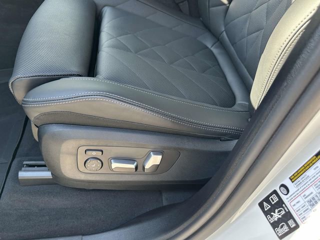 Used 2026 BMW X5 xDrive40i w/ Premium Package AWD/4WD image 26