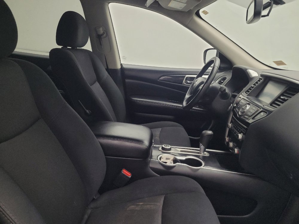 Used 2019 Nissan Pathfinder SV AWD/4WD image 21