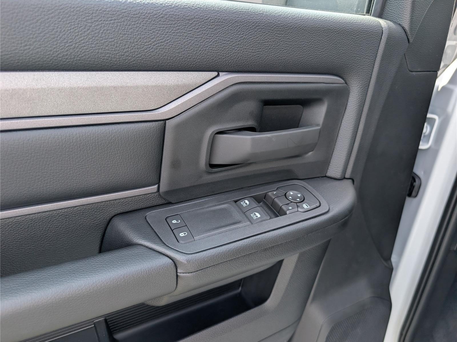 New 2026 RAM 2500 Tradesman AWD/4WD image 10
