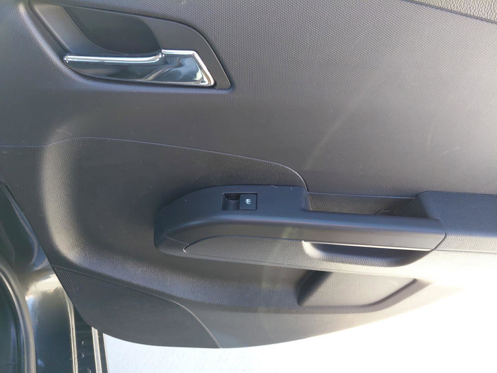 Used 2014 Chevrolet Sonic LT image 12