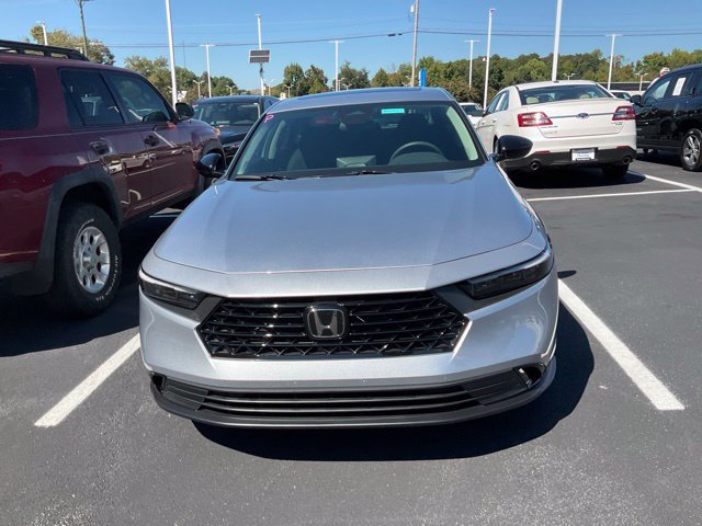 Used 2026 Honda Accord SE image 12