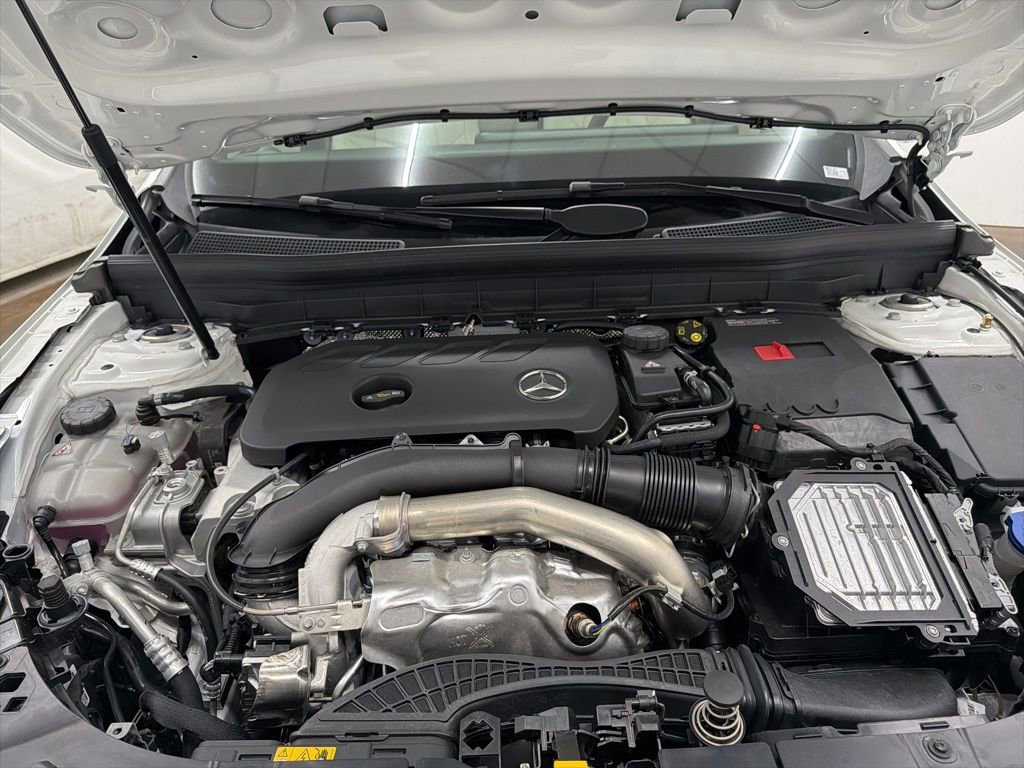 Used 2026 Mercedes-Benz GLB 250 GLB 250 image 31