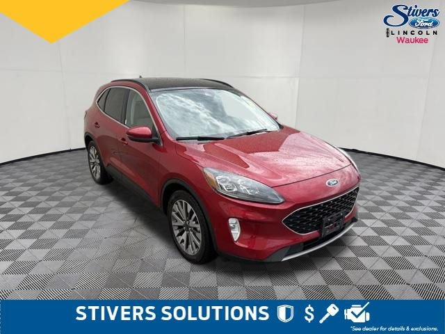 Used 2020 Ford Escape Titanium w/ Titanium Premium Package 2.0 AWD/4WD image 3