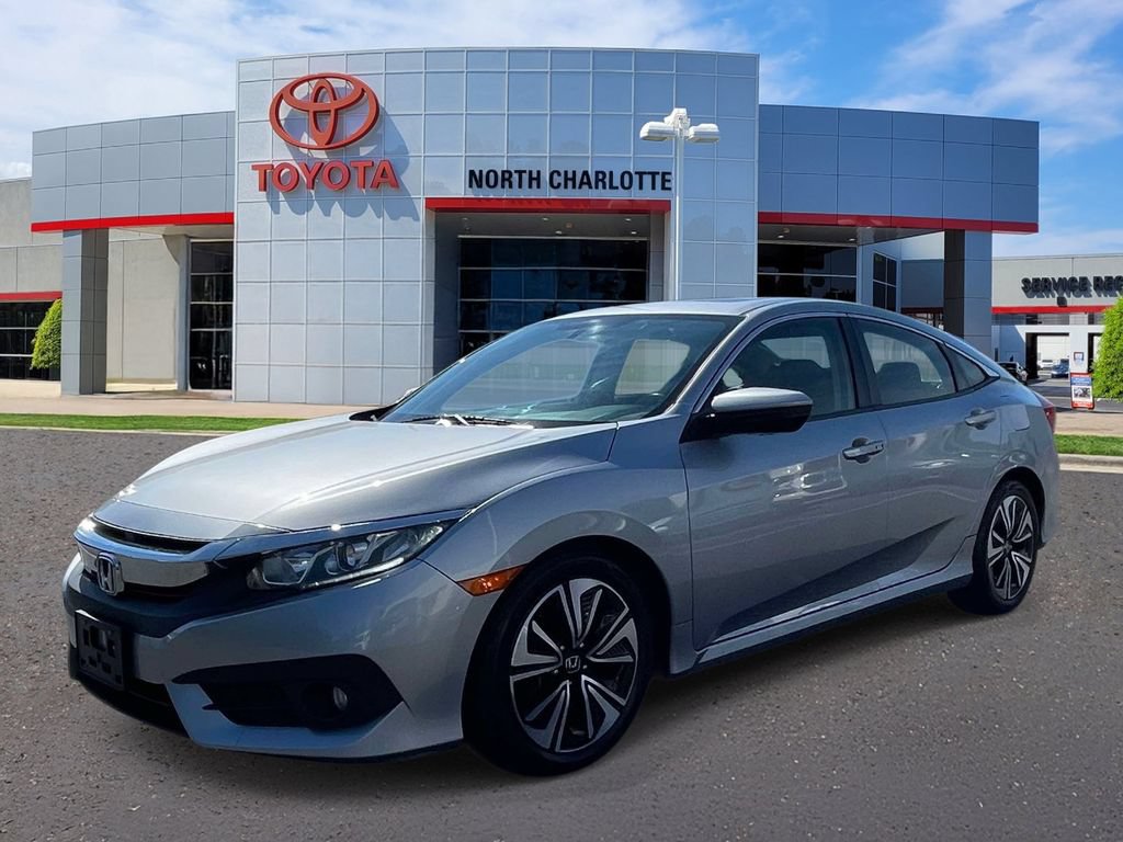Used 2018 Honda Civic EX-T image 3