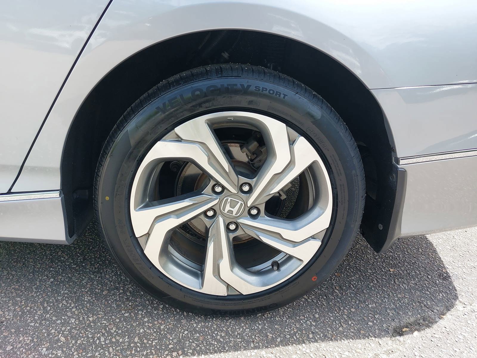 Used 2018 Honda Accord EX-L image 33