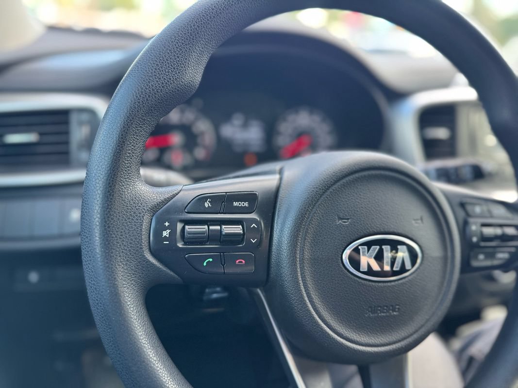 Used 2017 Kia Sorento AWD image 18