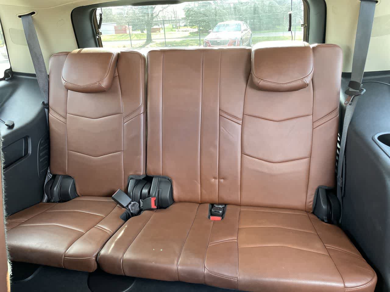 Used 2015 Cadillac Escalade Premium AWD/4WD image 19