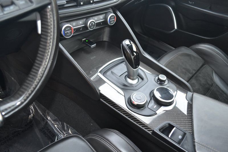 Used 2018 Alfa Romeo Giulia Quadrifoglio image 23