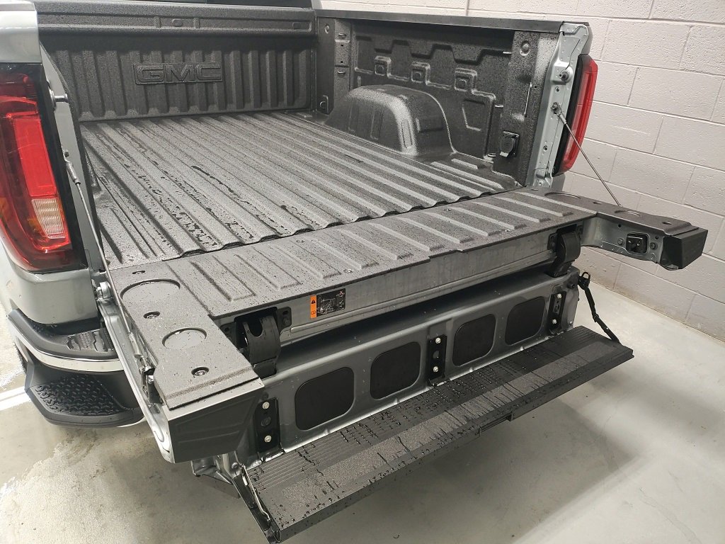 New 2026 GMC Sierra 1500 SLT w/ SLT Premium Plus Package image 21