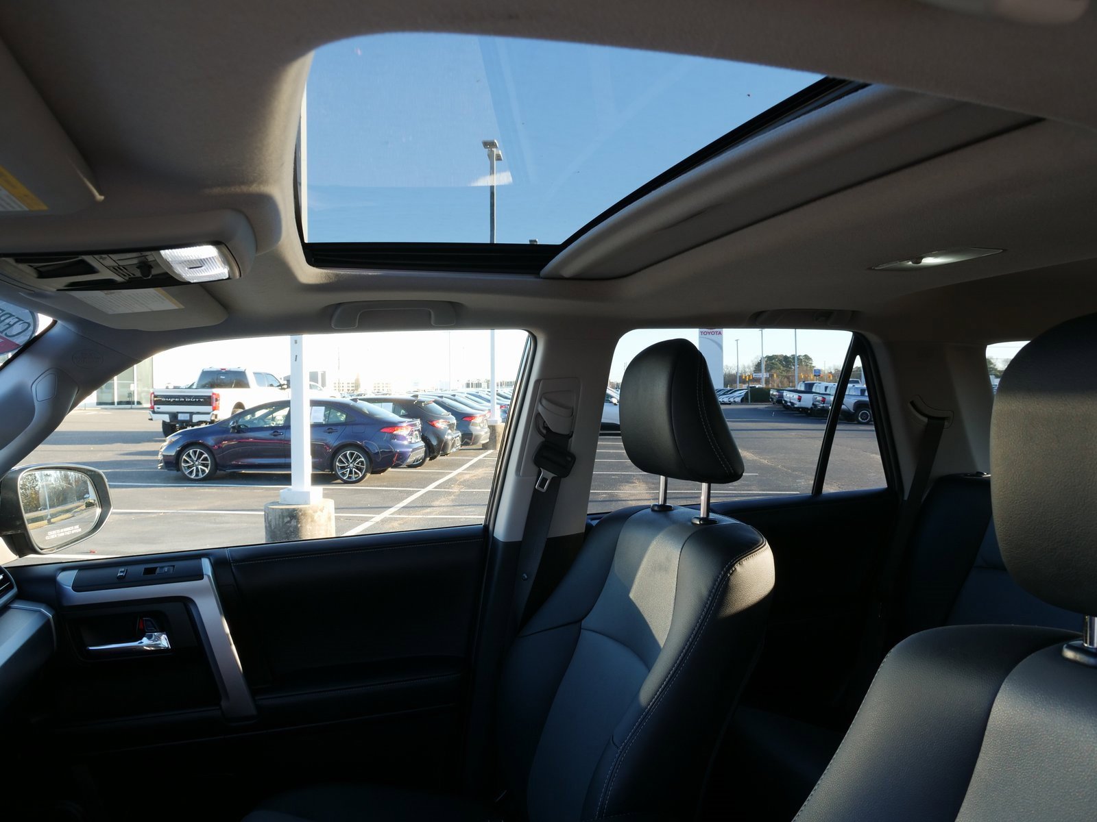 Used 2023 Toyota 4Runner SR5 Premium image 25