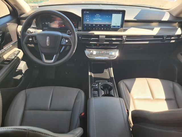Used 2025 Lincoln Corsair FWD w/ Equipment Group 101A image 14