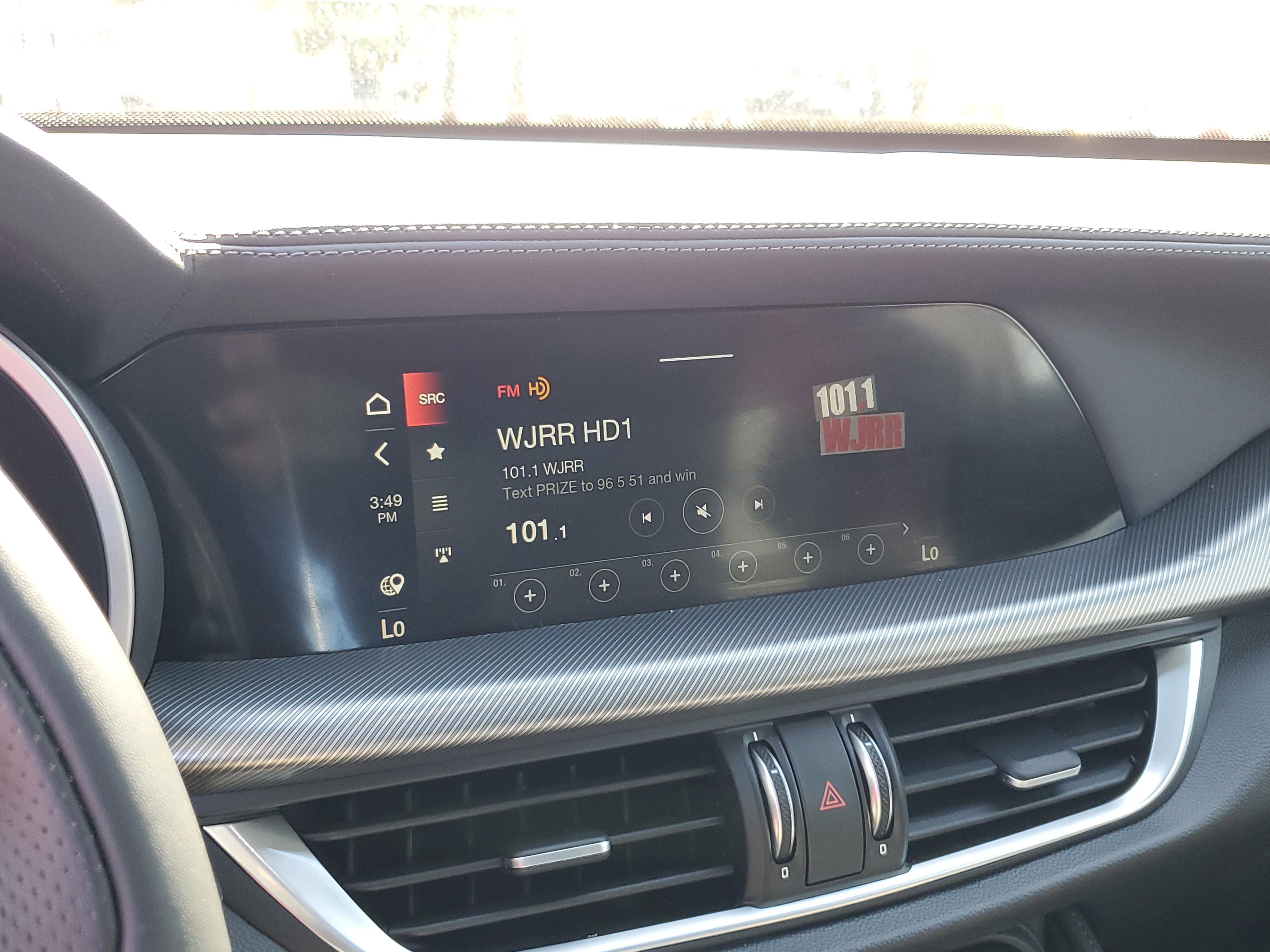 Used 2024 Alfa Romeo Stelvio Veloce image 17