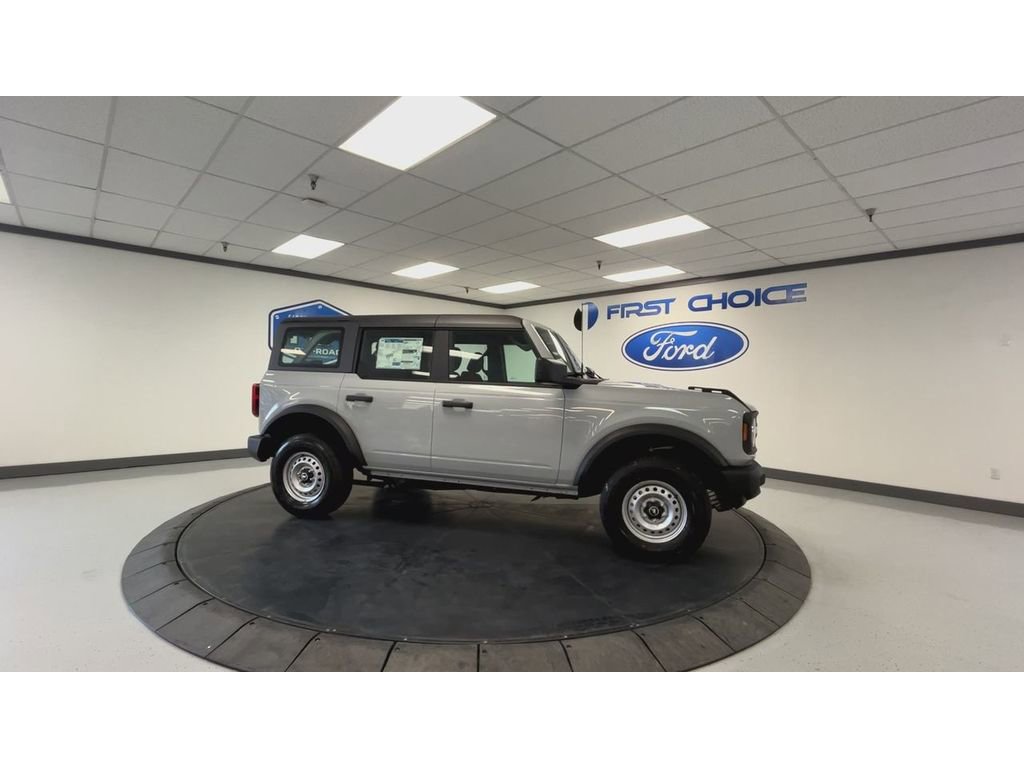 New 2026 Ford Bronco 4-Door image 3