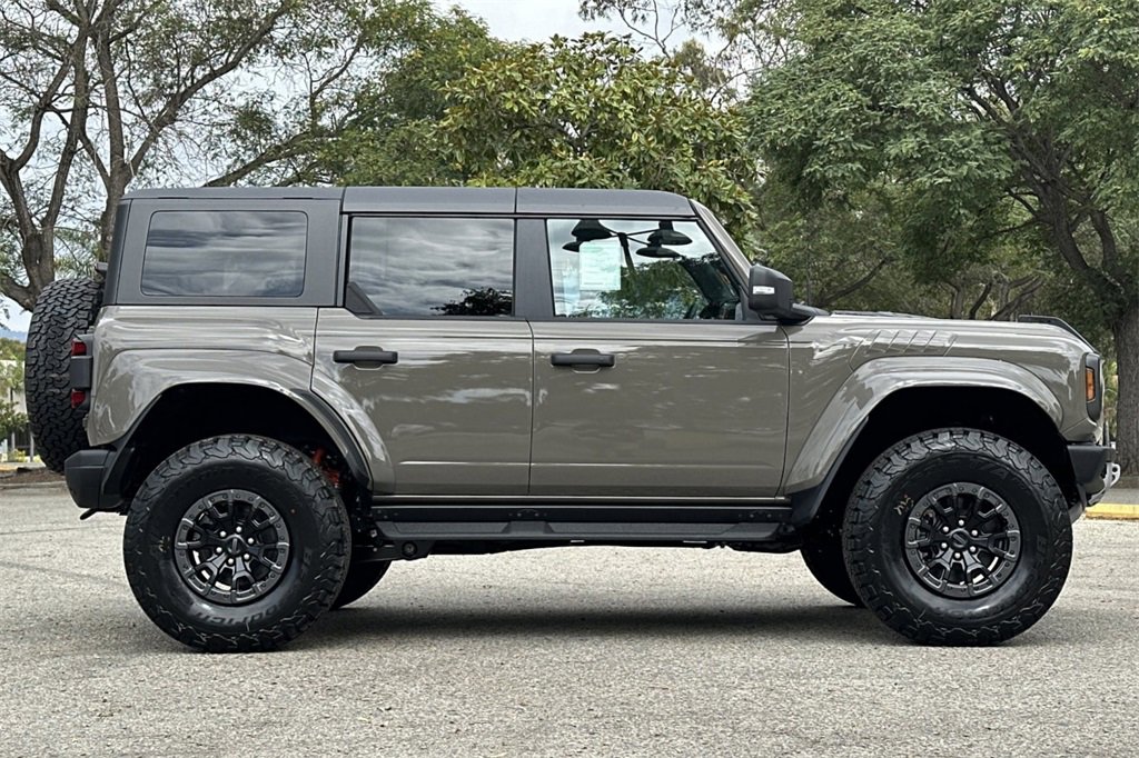 New 2025 Ford Bronco Raptor image 3