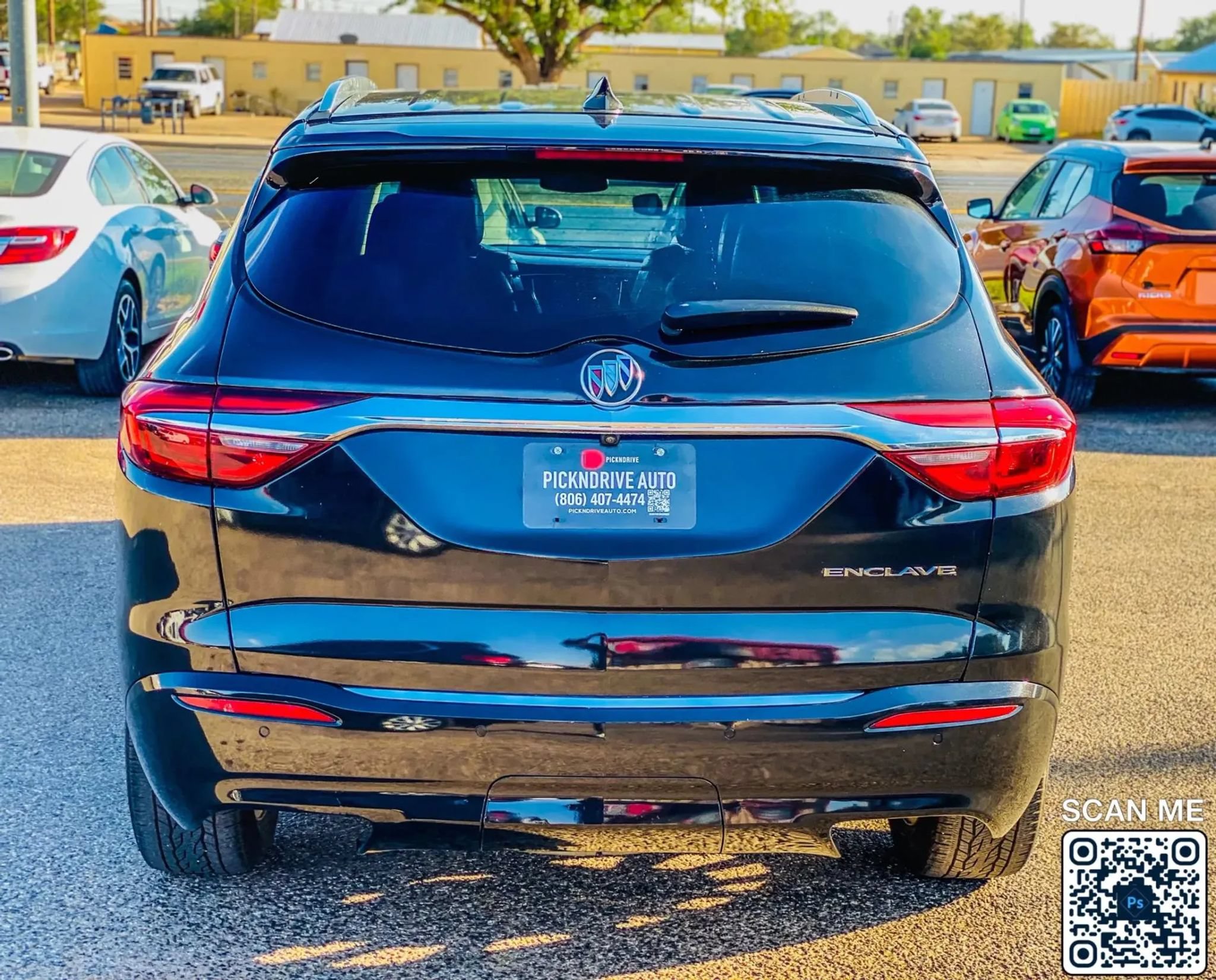 Used 2021 Buick Enclave Essence w/ Sound and Sites Package FWD image 6