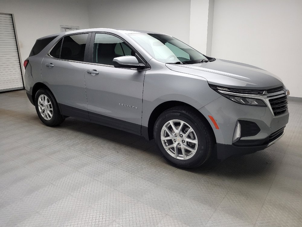 Used 2024 Chevrolet Equinox LT w/ LPO, Floor Liner Package FWD image 11