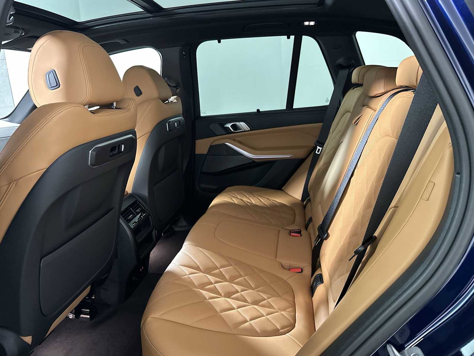 New 2026 BMW X5 xDrive40i w/ M Sport Package image 18