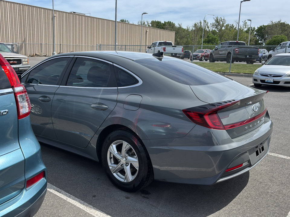 Used 2020 Hyundai Sonata SE FWD image 3