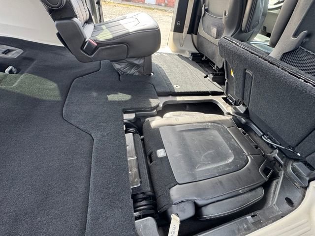 Used 2023 Chrysler Pacifica Touring-L image 29