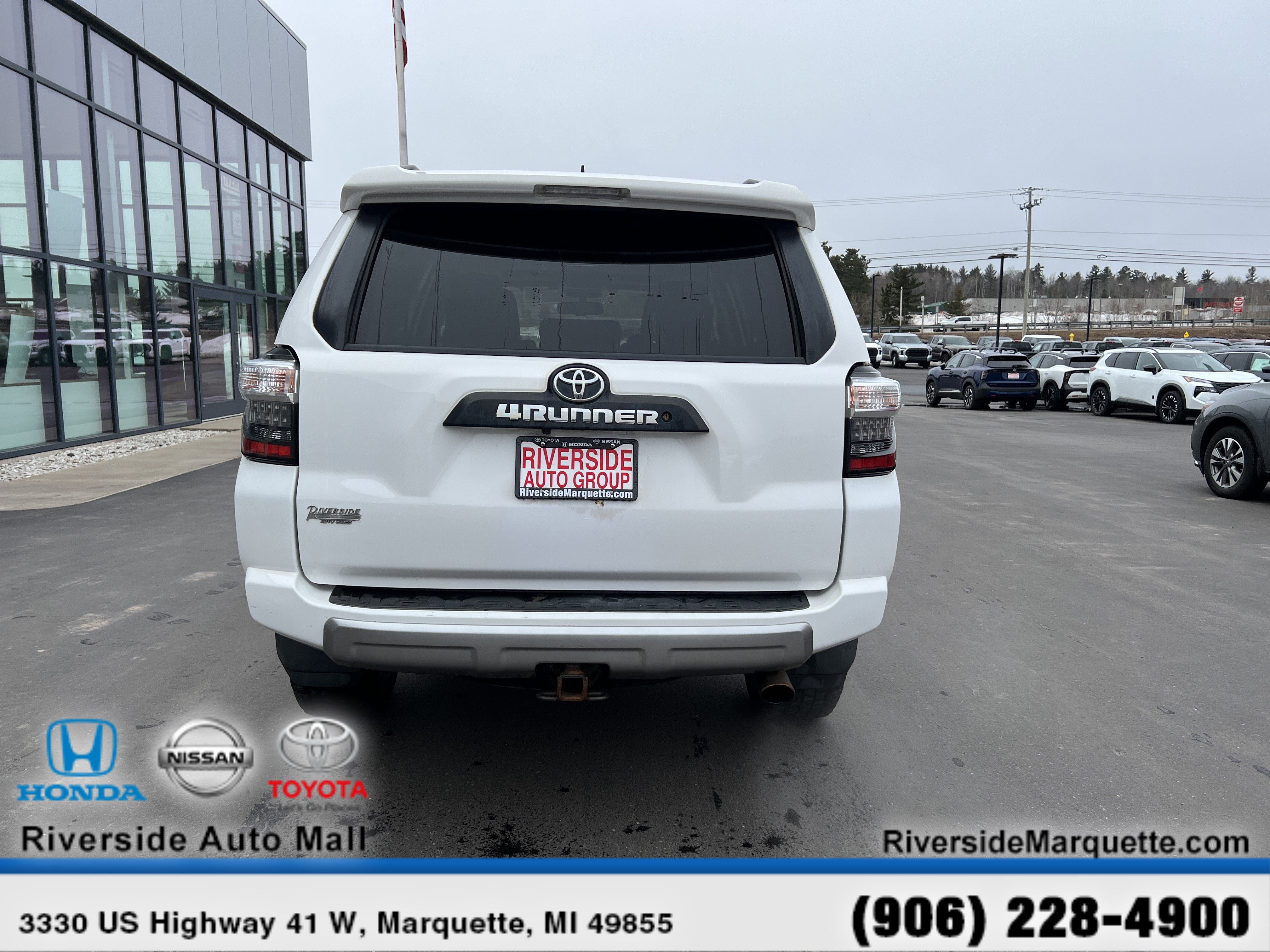 Used 2018 Toyota 4Runner TRD Off-Road Premium w/ Convenience Package AWD/4WD image 7