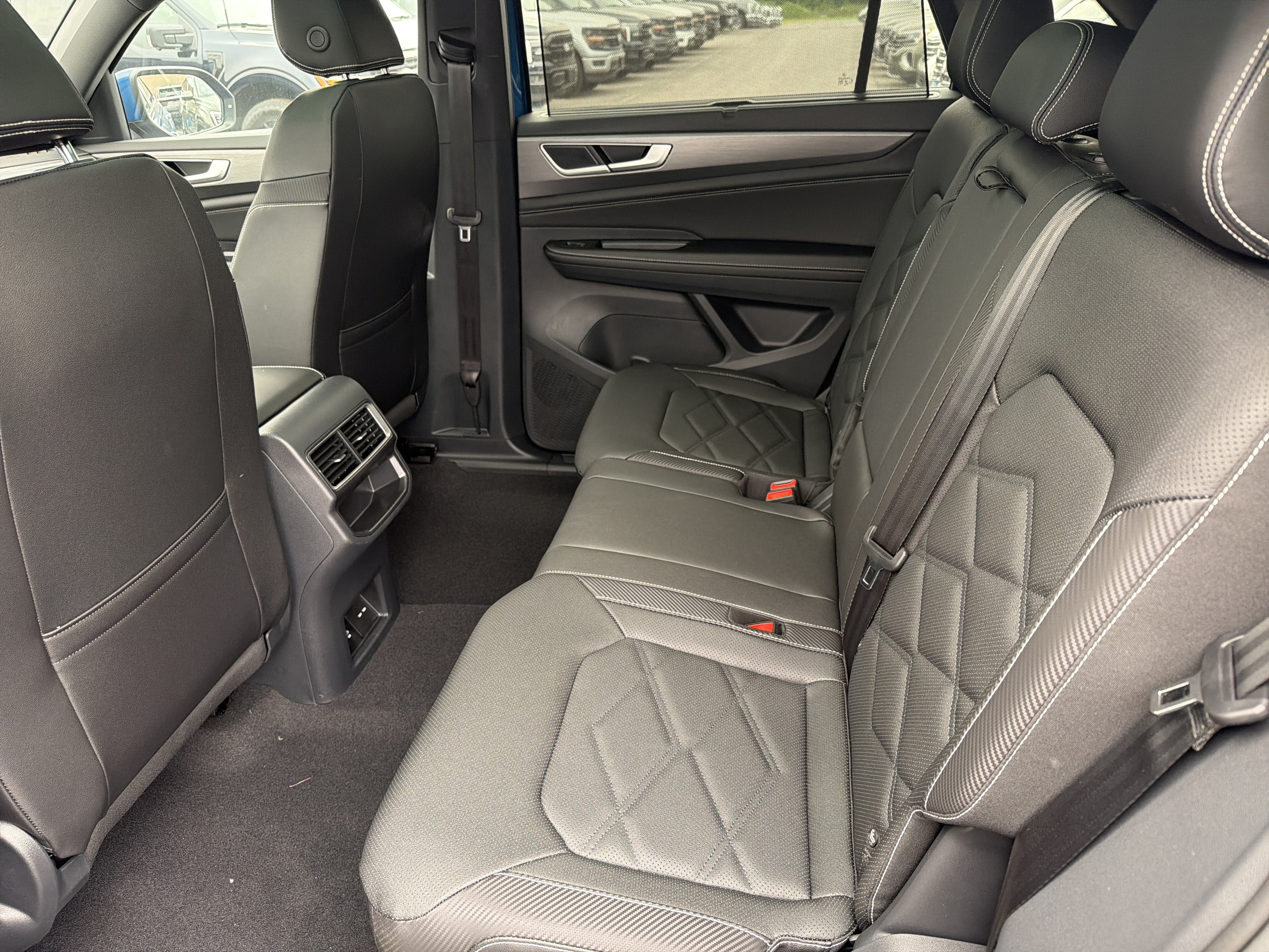 New 2026 Volkswagen Atlas Cross Sport SE AWD/4WD image 22