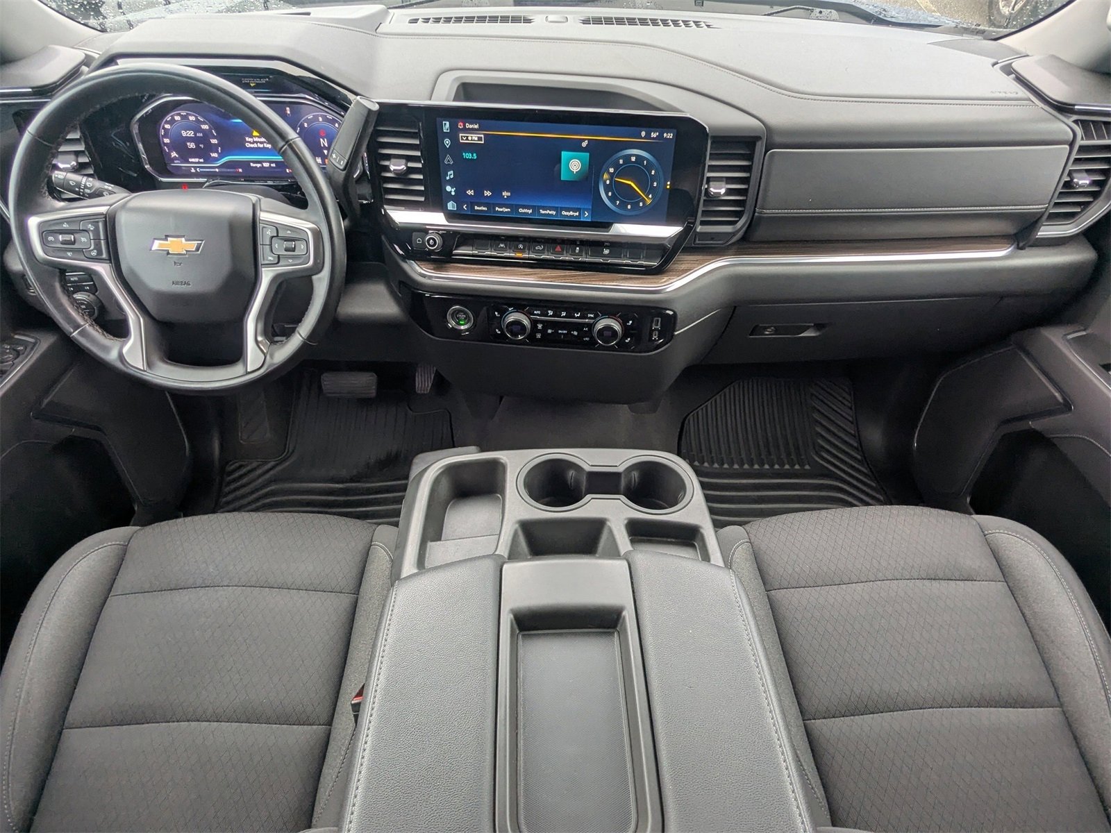 Used 2023 Chevrolet Silverado 1500 LT image 14