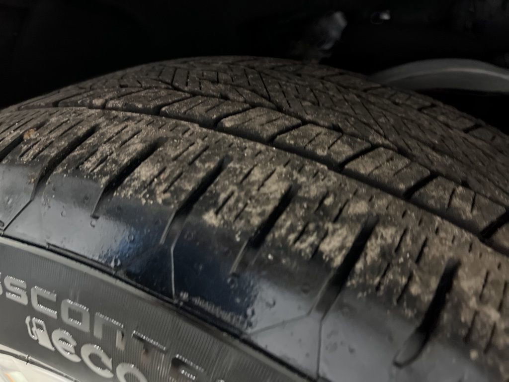 Used 2025 GMC Yukon XL Denali image 45