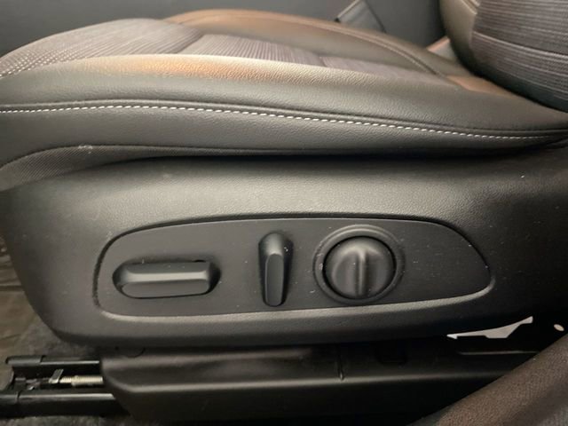 Used 2024 Buick Envista Preferred w/ Convenience I Package image 25