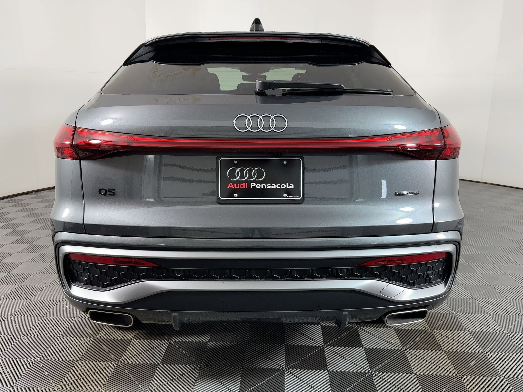 New 2025 Audi Q5 Premium Plus image 8