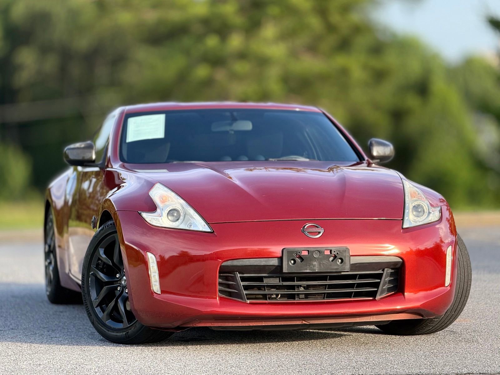 Used 2016 Nissan 370Z Coupe RWD image 4