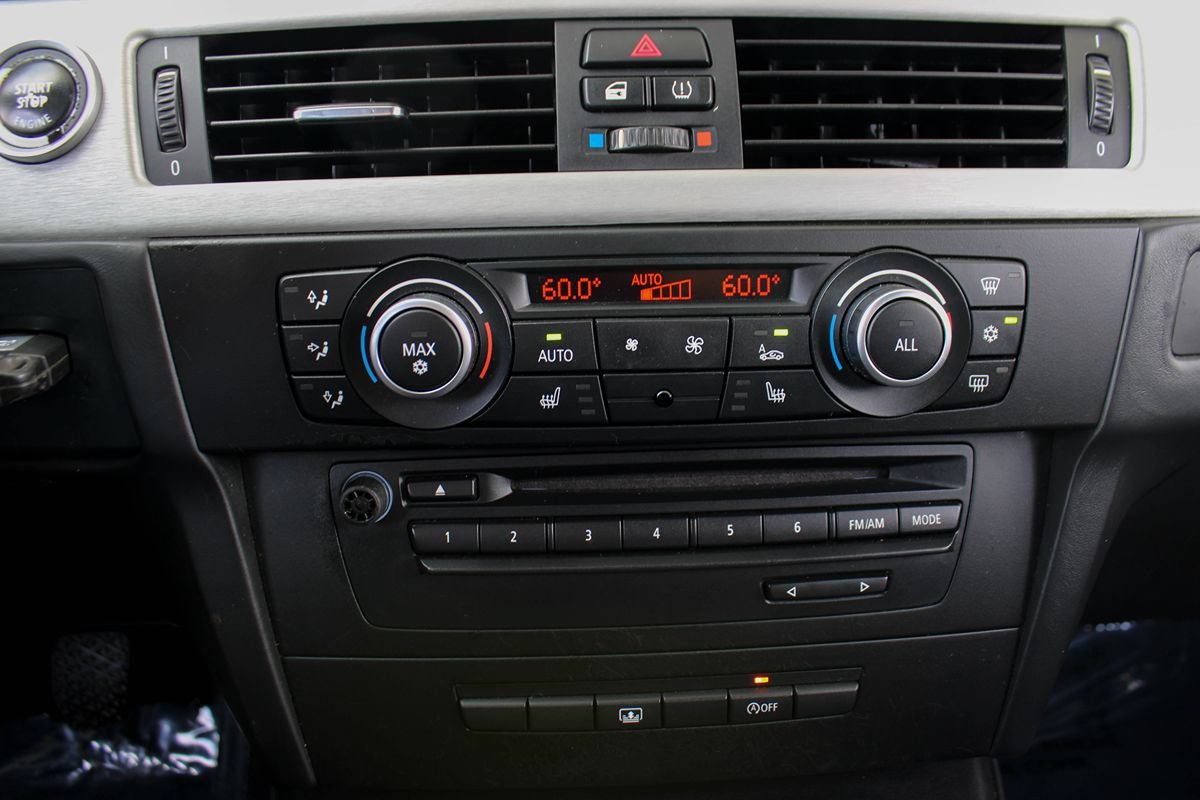 Used 2012 BMW M3 Coupe RWD image 28