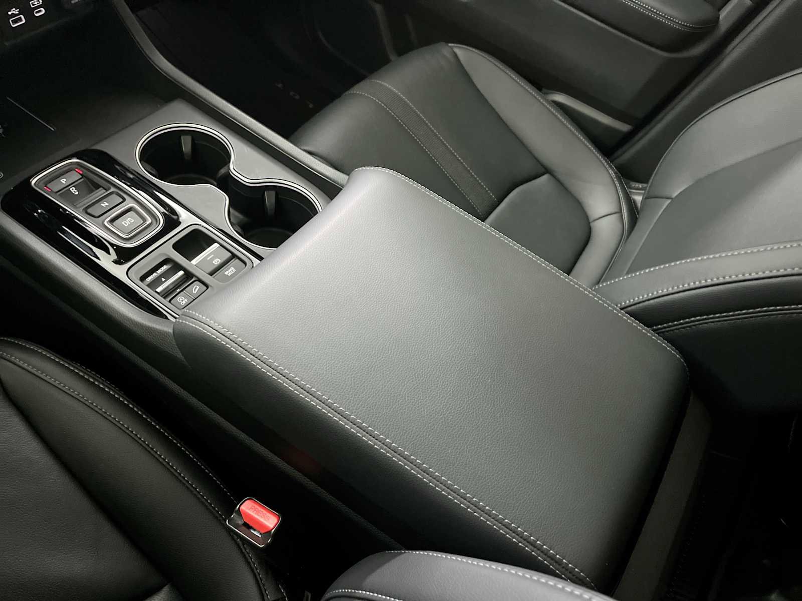 Used 2023 Honda Pilot Touring image 29