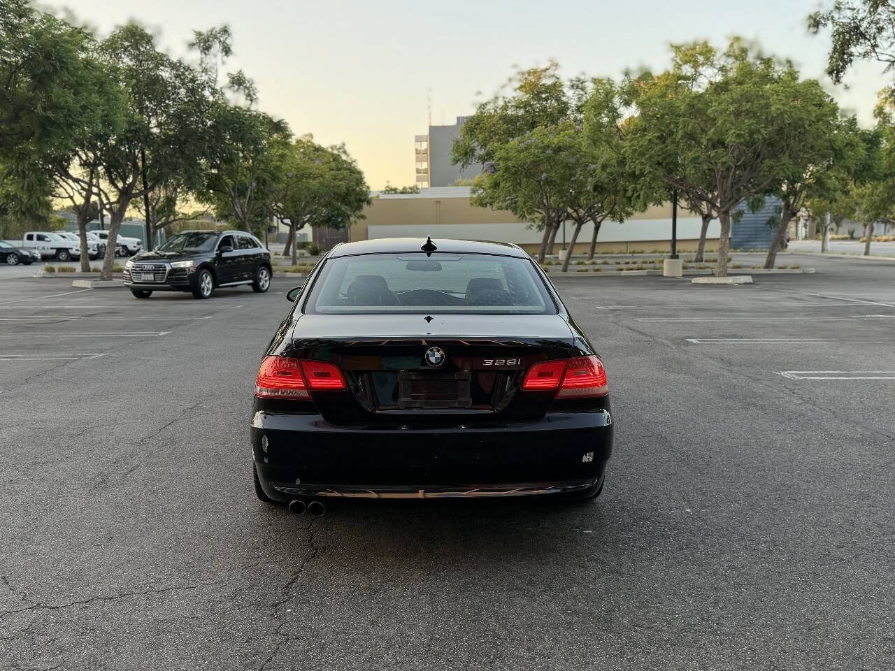 Used 2008 BMW 328i Coupe RWD image 4